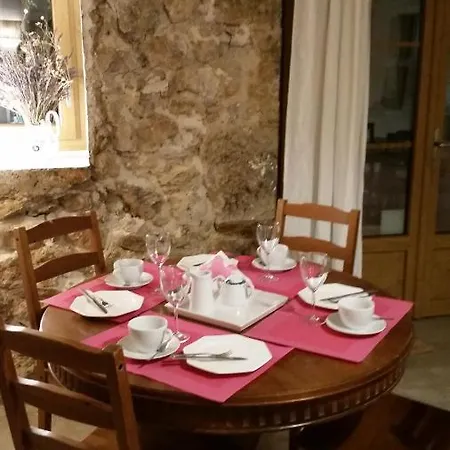 Ana's D'hotes Bed & Breakfast